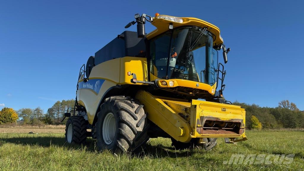 New Holland CX 8080 콤바인 수확기