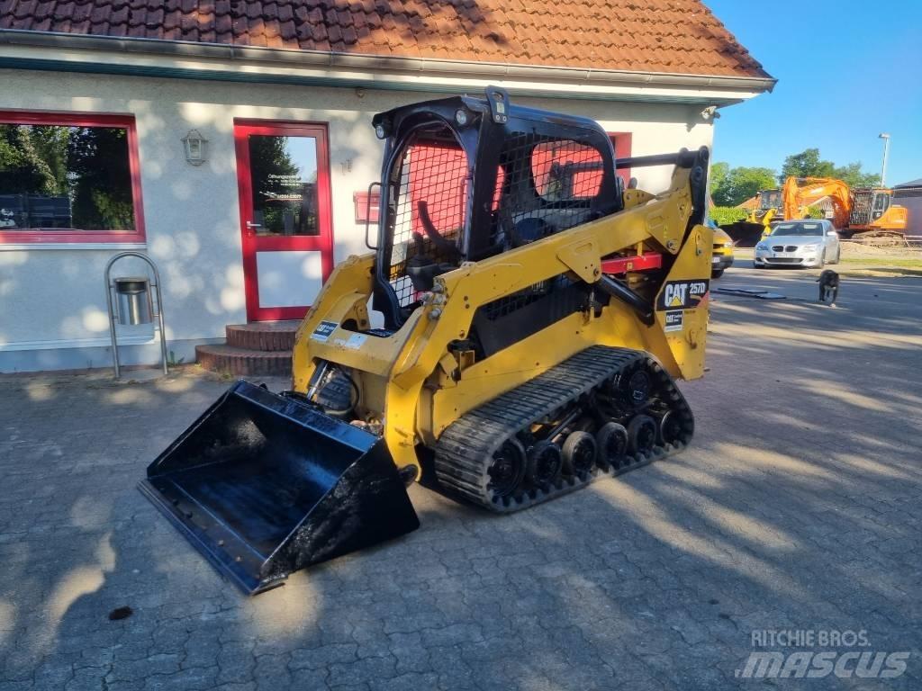 CAT 257 D  스키드로더