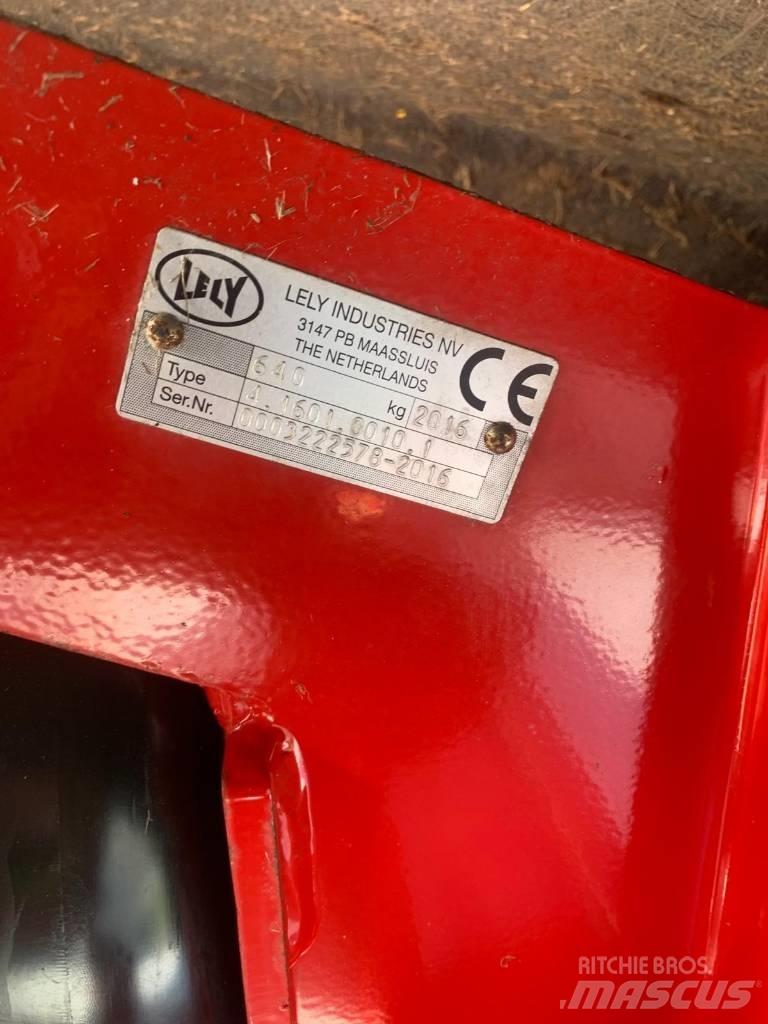 Lely splendimo 300 제초기