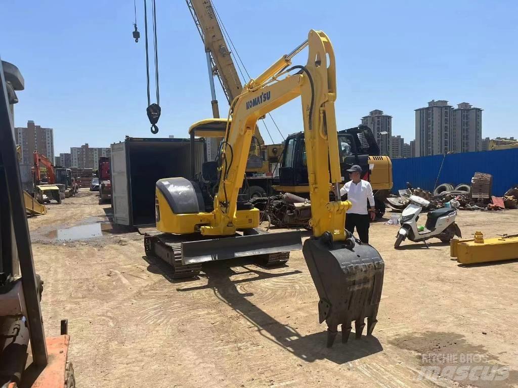 Komatsu PC 40 소형 굴삭기 7톤 미만