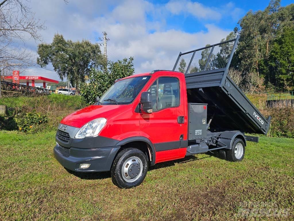 Iveco Daily 2.3 티퍼 밴