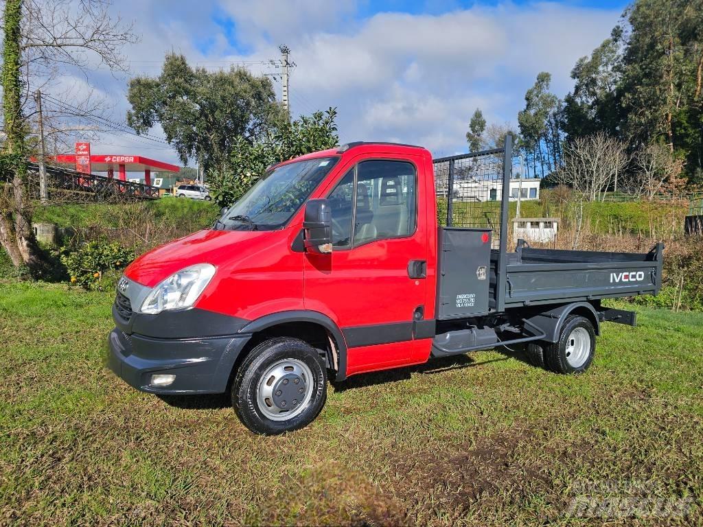 Iveco Daily 2.3 티퍼 밴