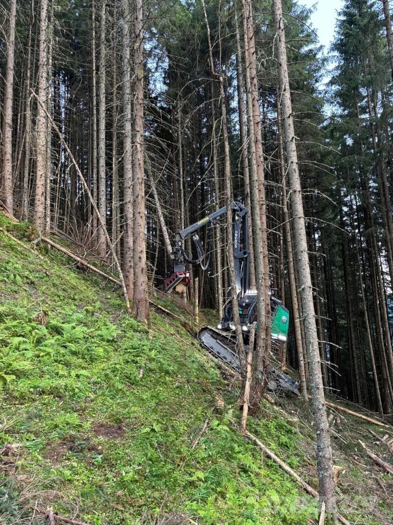 Neuson Forest 204HVT 원목 하베스터