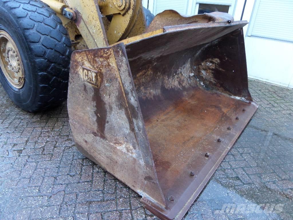 CAT 938 H  휠로우더