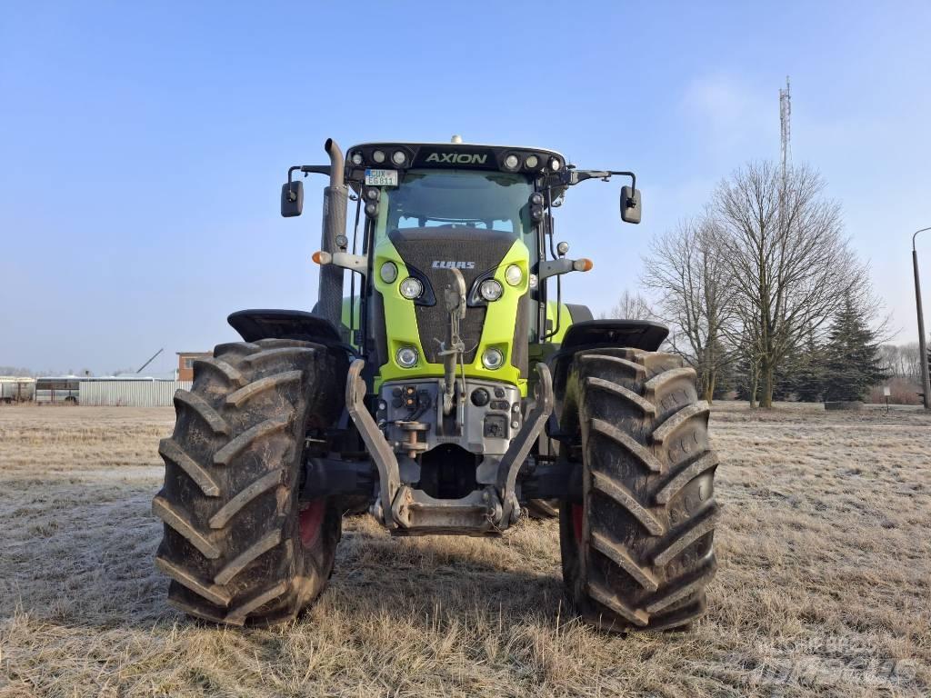 CLAAS Axion 810 트랙터