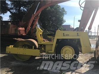 Bomag BW 142 D-2 토양 다짐기