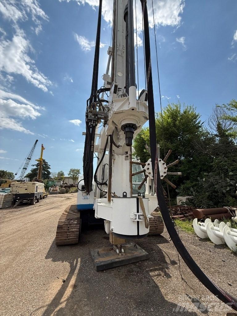 Soilmec R 210 말뚝설치기