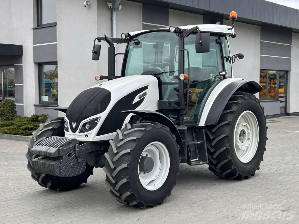 Valtra A 134 트랙터