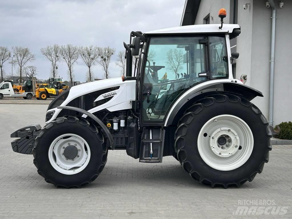 Valtra A 134 트랙터