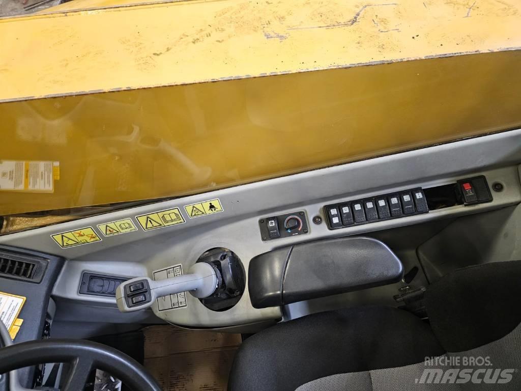 CAT TH330B 2007  휠로우더