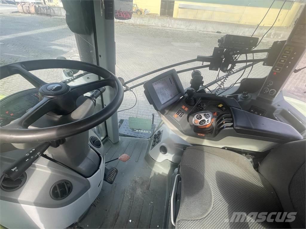 CLAAS AXION 830 트랙터