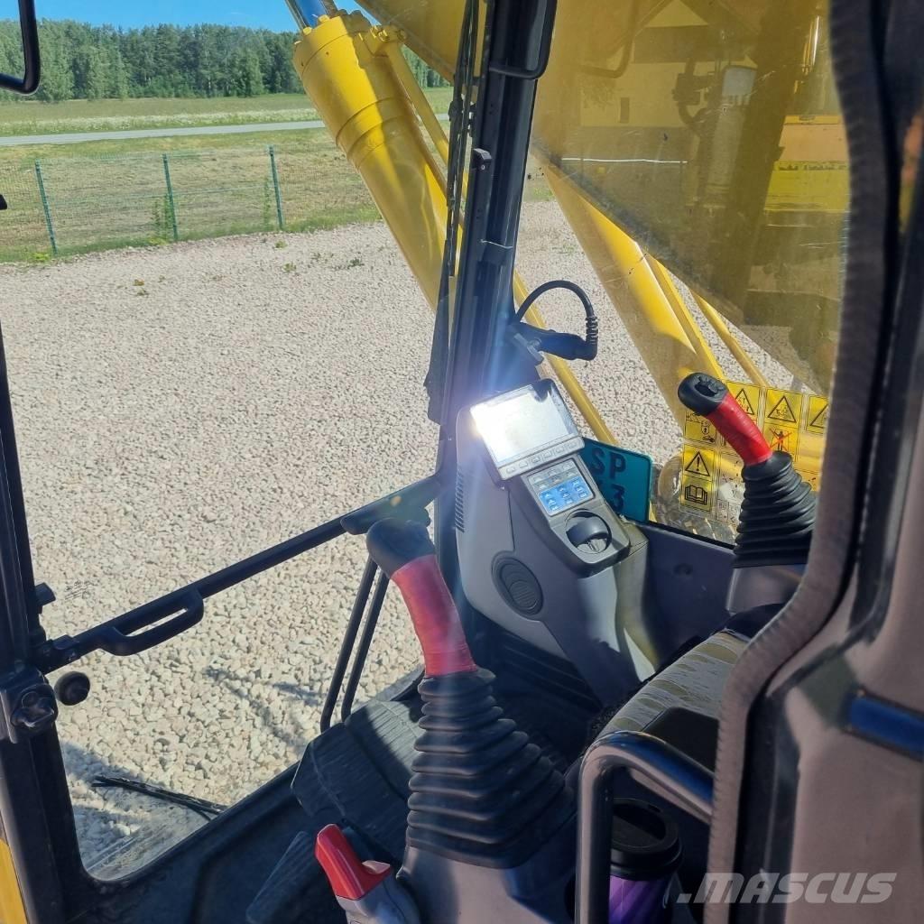 Komatsu PC 210 LC-11 대형 굴삭기 29톤 이상