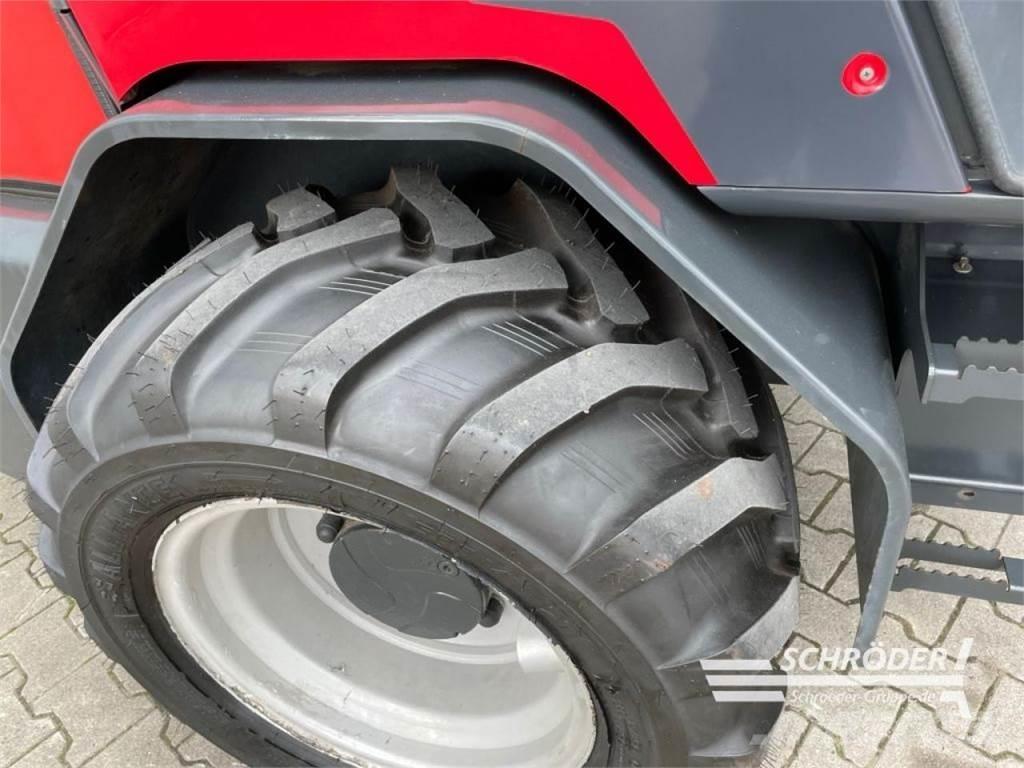 Schäffer 6680 T  휠로우더