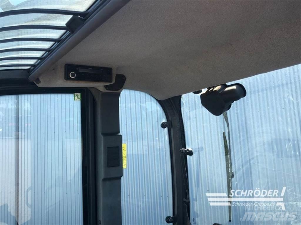 Schäffer 6680 T  휠로우더