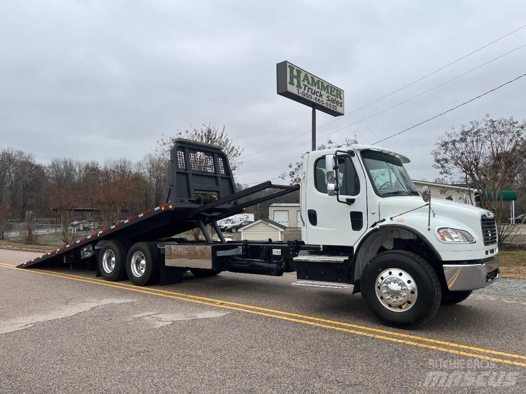 Freightliner M2 회수 차량