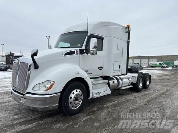 Kenworth T680 트랙터 유닛