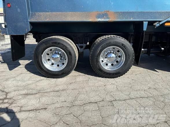 Kenworth T880 덤프 트럭