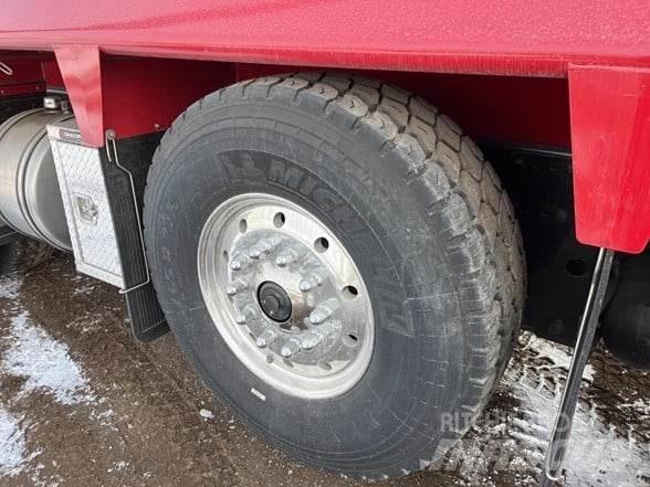 Kenworth T880 덤프 트럭