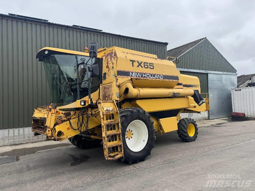 New Holland TX 65 콤바인 수확기
