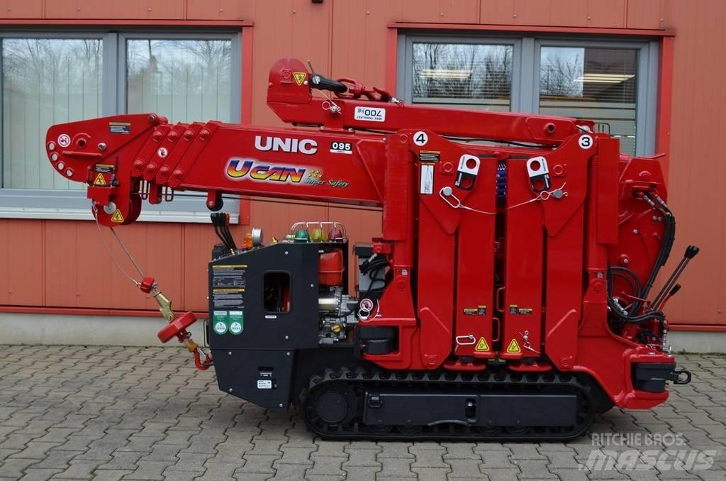 Unic URW-095 트랙 크레인