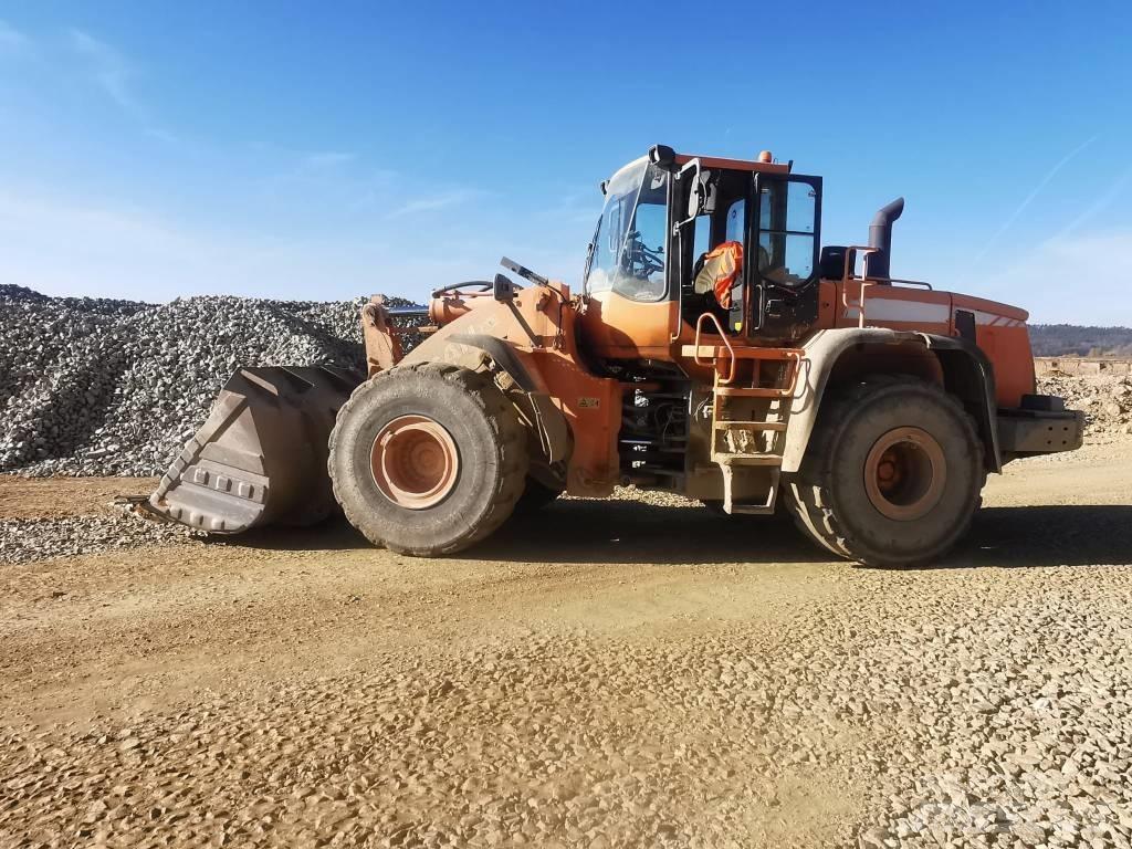 Doosan DL 400  휠로우더
