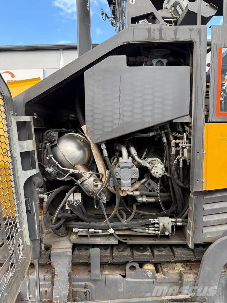 Volvo P 7820 D 아스팔트 포장장비