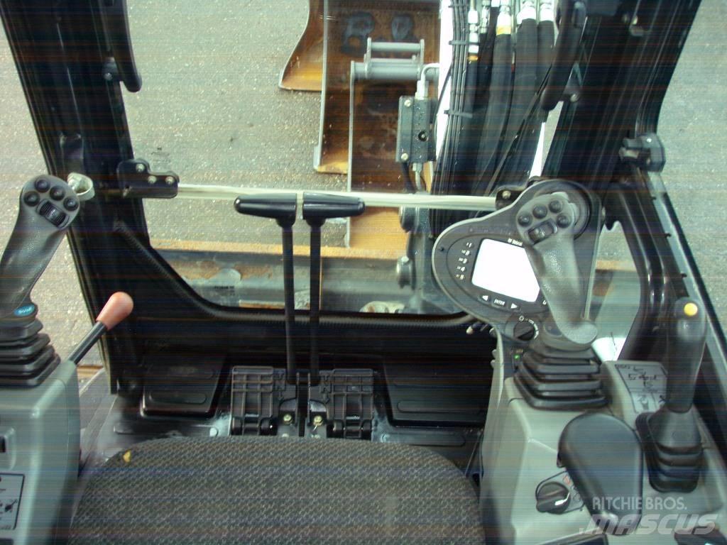 Bobcat E 50 소형 굴삭기 7톤 미만
