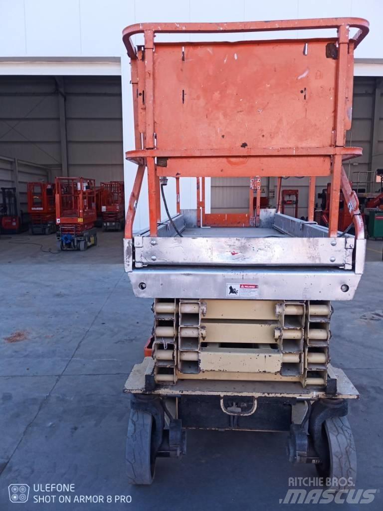 JLG 3246 ES 가위형 리프트