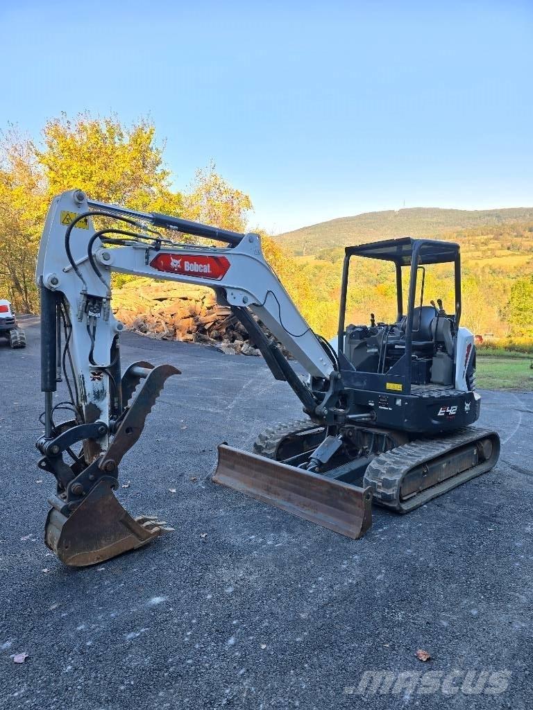 Bobcat E42 소형 굴삭기 7톤 미만