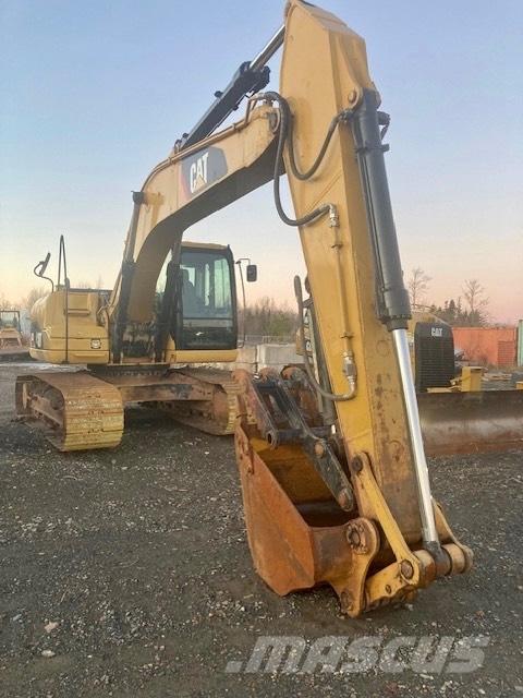 CAT 320 D 대형 굴삭기 29톤 이상