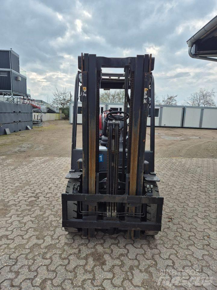 Doosan G 25 P-7 건설 장비 - 기타