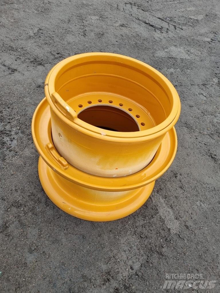 CASE 921 E rims 타이어, 휠 및 림