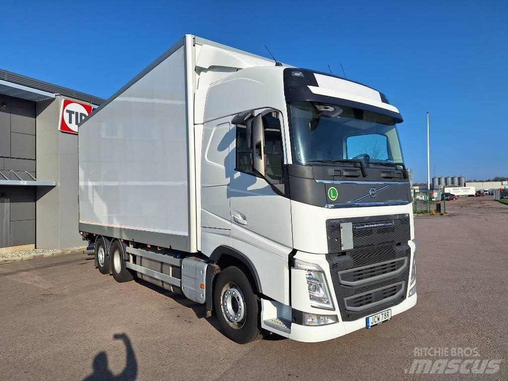 Volvo FH 500 탑차 트럭