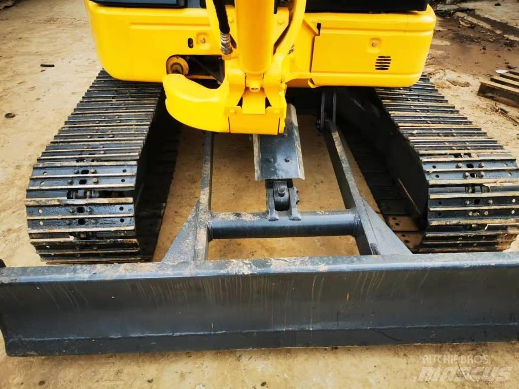 Komatsu PC 50 MR 소형 굴삭기 7톤 미만