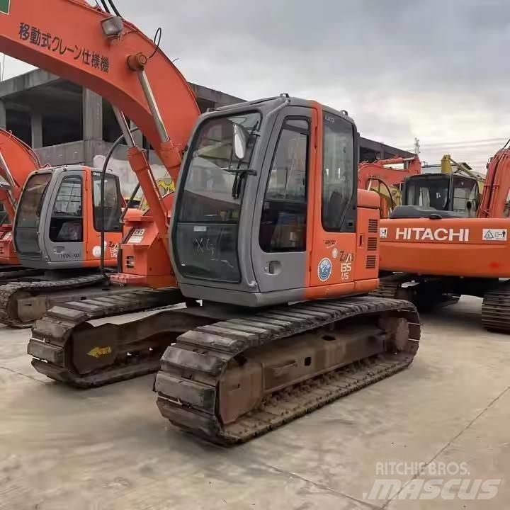 Hitachi ZX135US 대형 굴삭기 29톤 이상