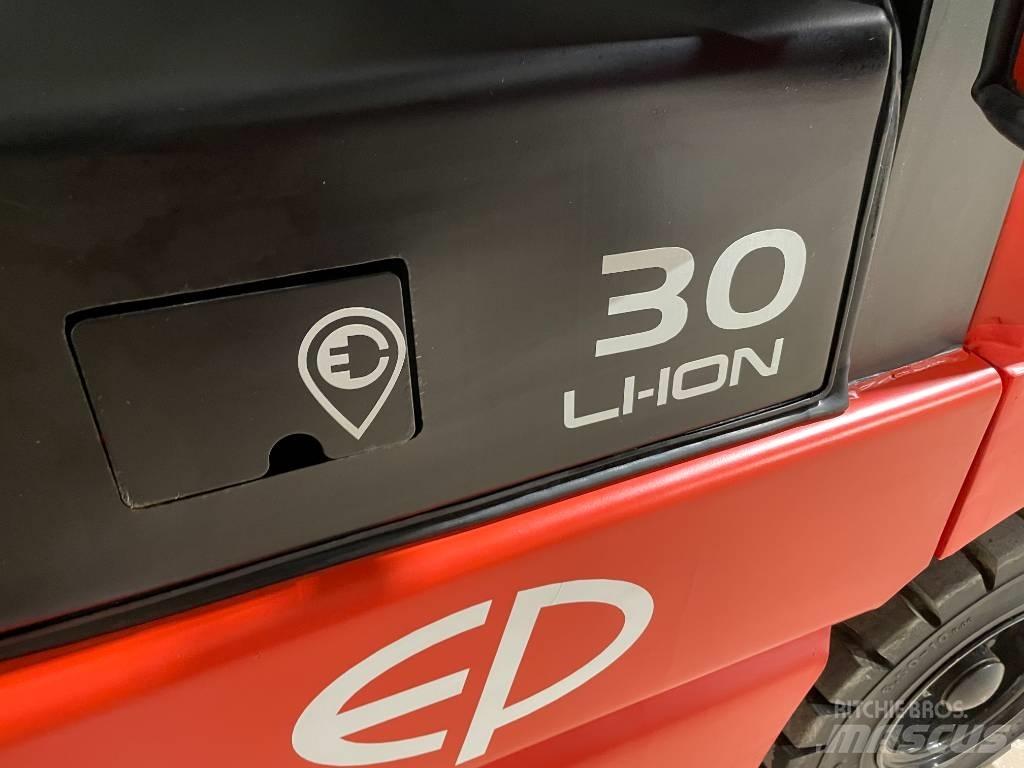 EP EFL302 전동 지게차