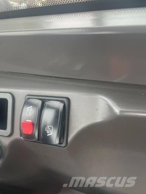 Volvo ECR 25 D 소형 굴삭기 7톤 미만