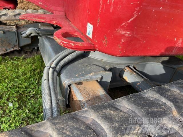 Takeuchi TB 225 소형 굴삭기 7톤 미만
