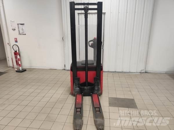 Manitou ES412 AC 보행식 리치 지게차