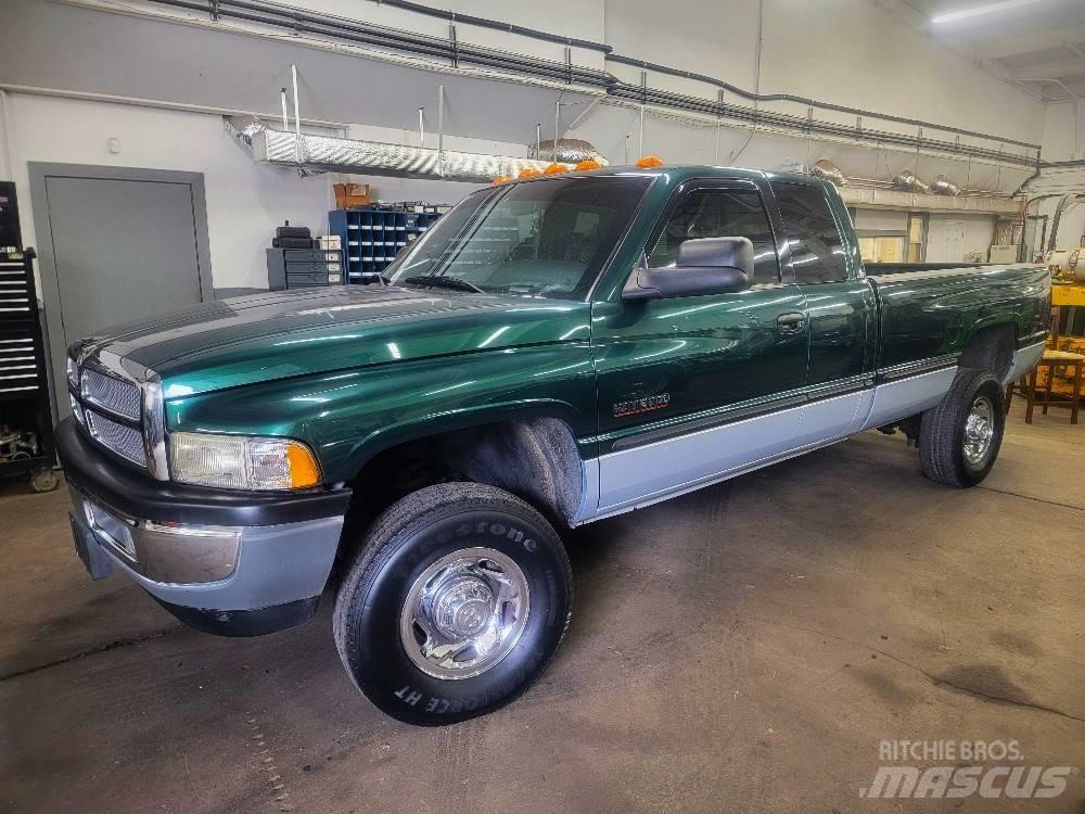 Dodge 2500 SLT 기타 트럭