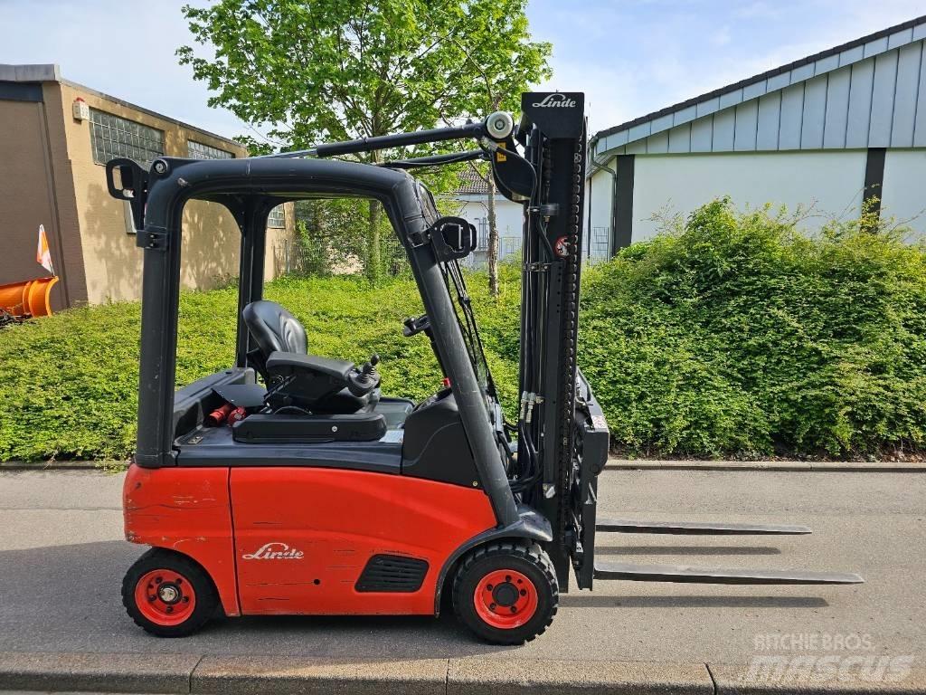 Linde E16 P01 전동 지게차