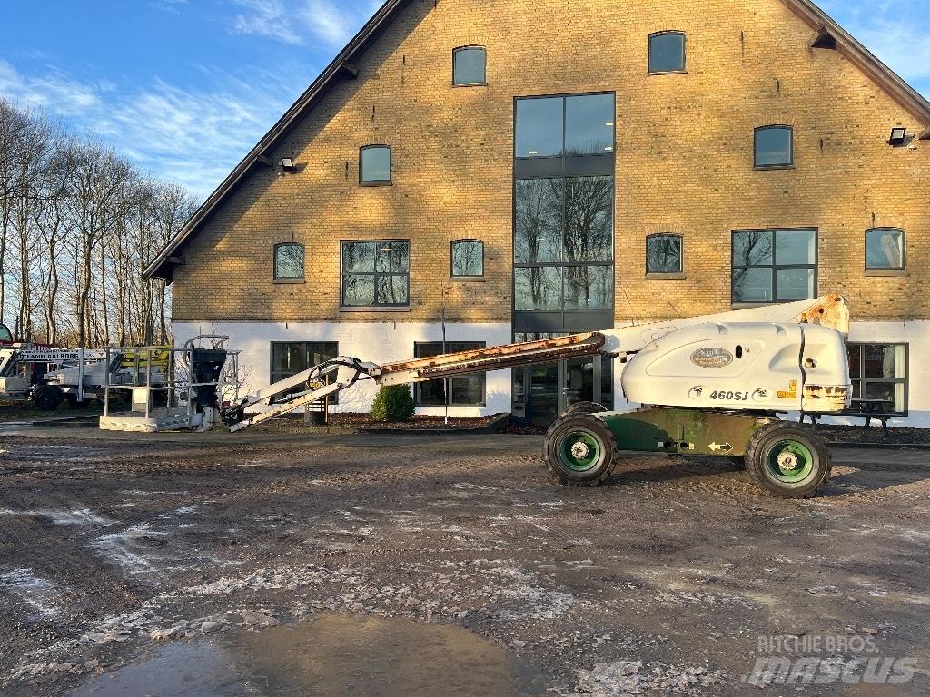 JLG 460 SJ 견인식 전동이동 리프트