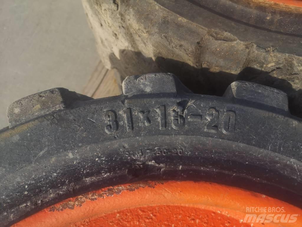 Trelleborg 31x10-20 타이어, 휠 및 림