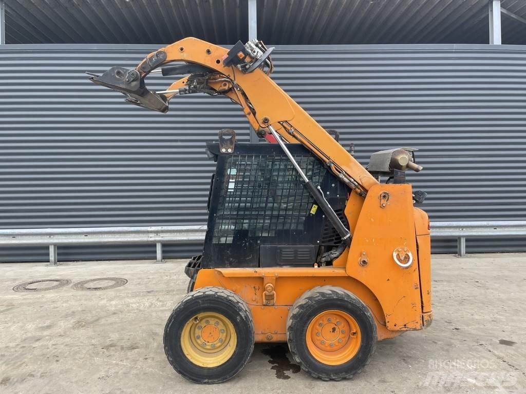 CAT 226B 목재스키더