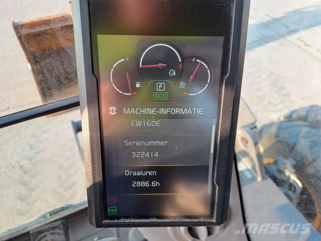 Volvo EW160E  휠 굴삭기