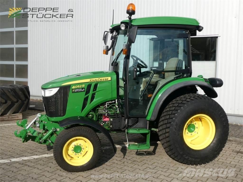 John Deere 4052R 소형 트랙터