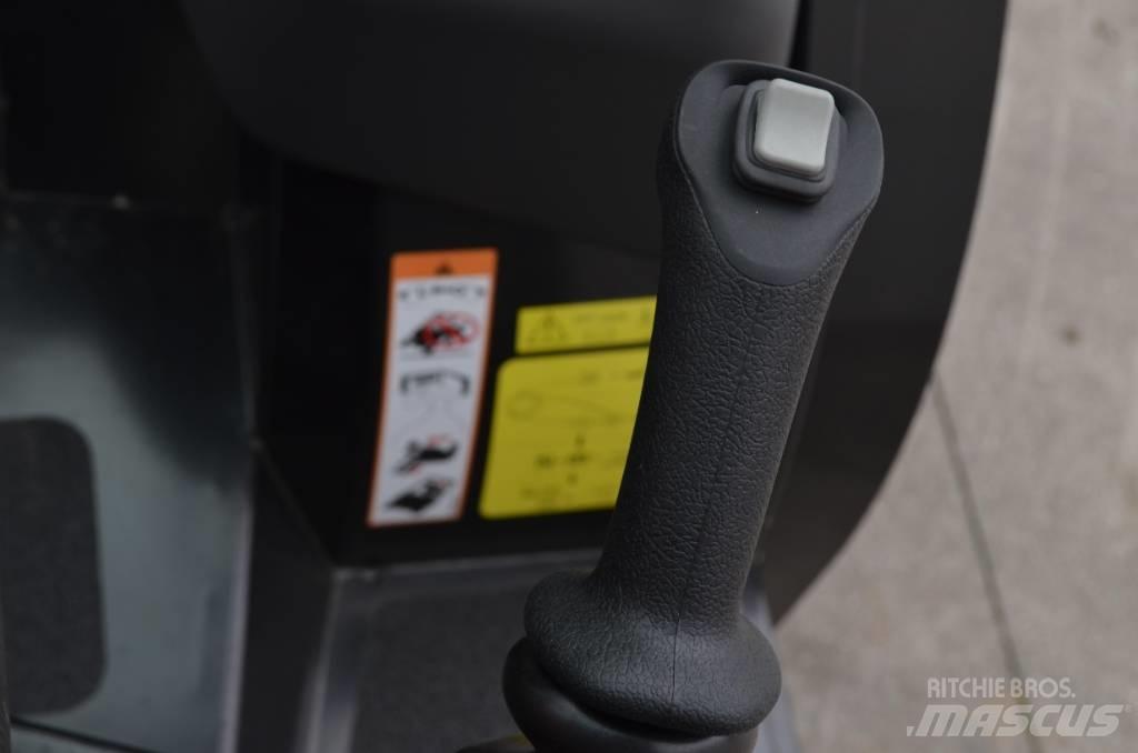Manitou MC 25-4 디젤 지게차