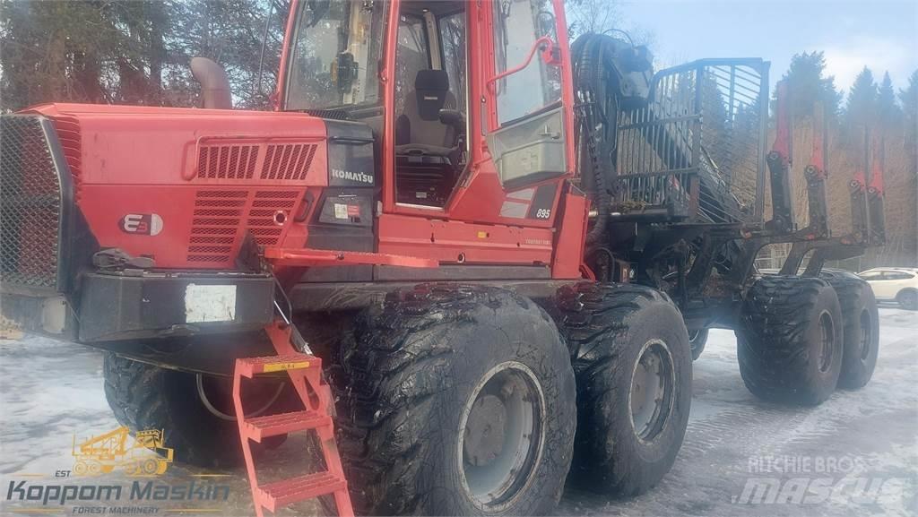 Komatsu 895 원목 포워더
