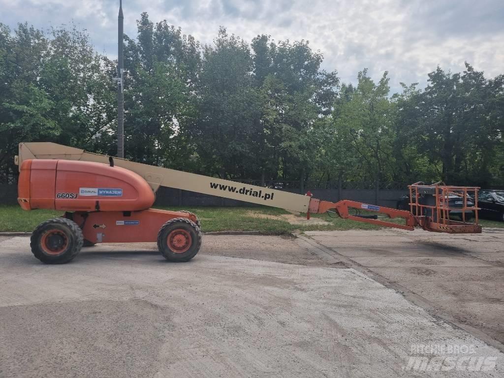 JLG 660 SJ 견인식 전동이동 리프트