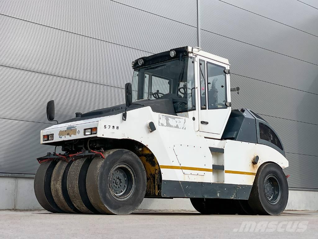 Bomag BW 24 RH 공기 타이어 롤러